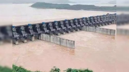 Polavaram's hopes are on the Centre