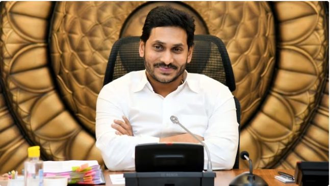 మాజీ సీఎం జగన్మోహన్ రెడ్డి 