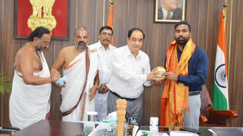 District Collector B. Satya Prasad met Kondagattu Temple E.O. Ramakrishna