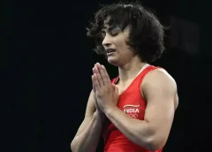 No strength to fight... No courage Vinesh Phogat