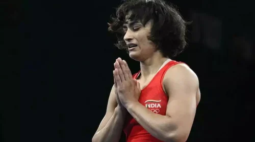 No strength to fight... No courage Vinesh Phogat