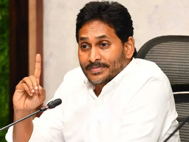 11వ తేదీ.... 11 గంటలకు.. 11 మంది వస్తారా...