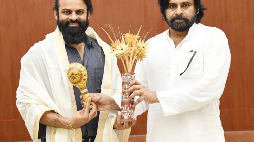 ఏపీ డిఫ్యూటీ సీఎం పవన్ కల్యాణ్ నుంచి స్పెషల్ గిఫ్ట్ అందుకున్న సుప్రీమ్ హీరో సాయిదుర్గ తేజ్