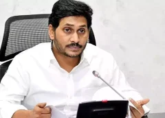 వైసీపీ ఎమ్మెల్సీల సేఫ్ గేమ్