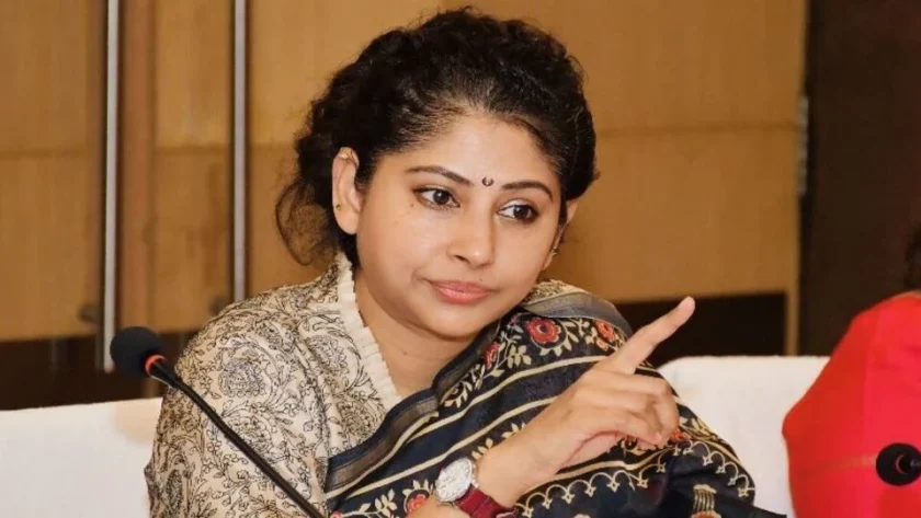 Jayashankar Agricultural University ready to serve notices to Telangana IAS officer Smita Sabharwal